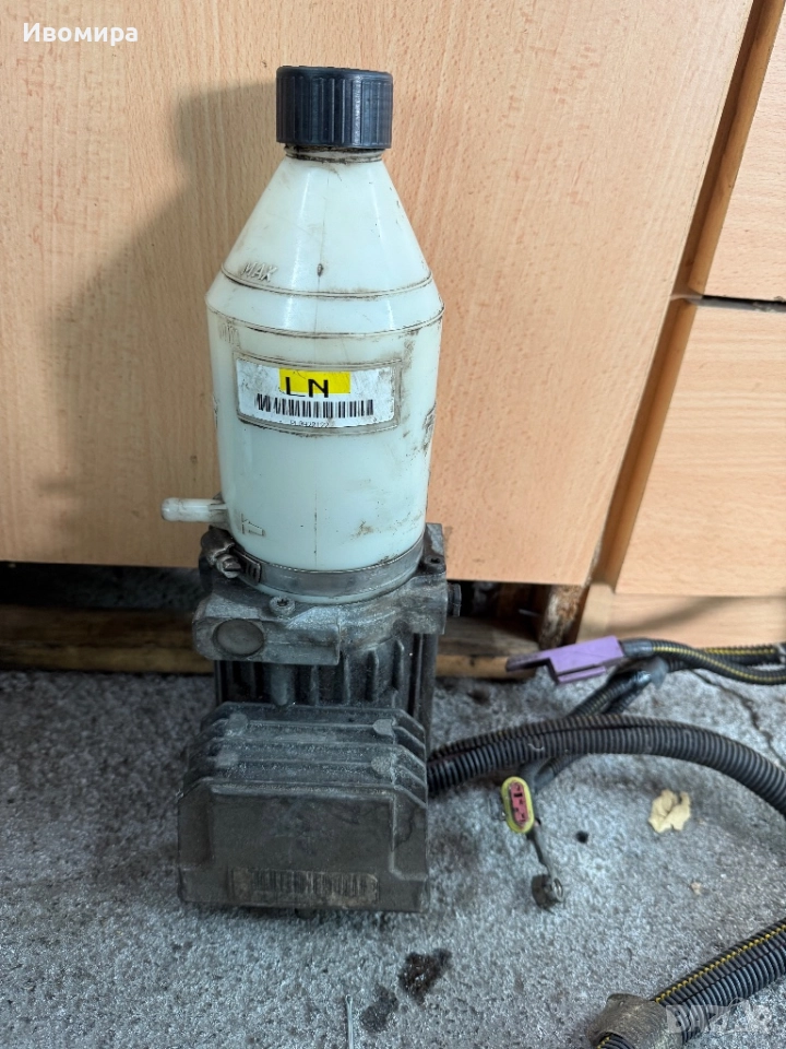 Електрическа помпа за Opel Astra G и Opel Zafira 2000г., снимка 1