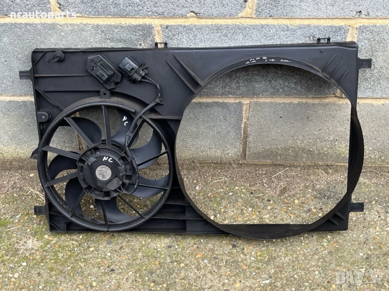 Перка за Радиатор за Ford Transit MK8 Форд 2.0 EcoBlue YMF6 GK31-8C607-AB 2018, снимка 1