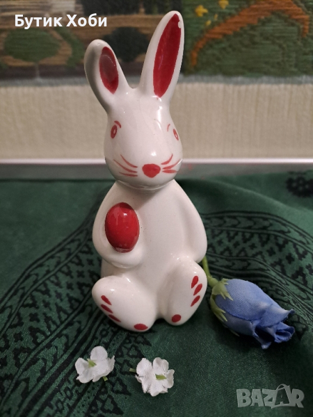Ретро  порцеланово Великденско зайче, снимка 1