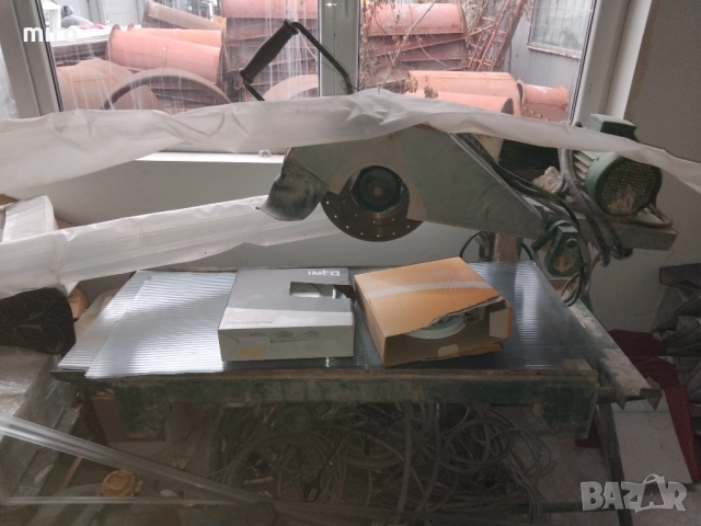 машина за рязане на камъни и плочи!