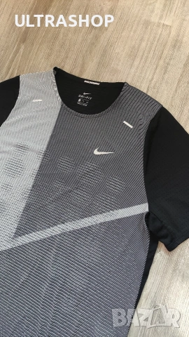 Nike 2XL Мъжка спортна фланелка в отлично състояние, снимка 2 - Тениски - 54182388
