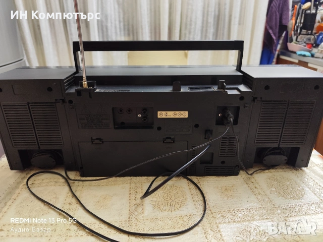 Продавам Японски касетофон Toshiba RT-7037, снимка 8 - Радиокасетофони, транзистори - 53576321