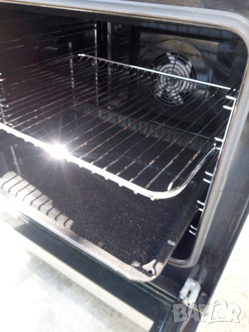 Свободно стояща печка с керамичен плот VOSS Electrolux 60 см широка 2 години гаранция!, снимка 2 - Печки, фурни - 44984617