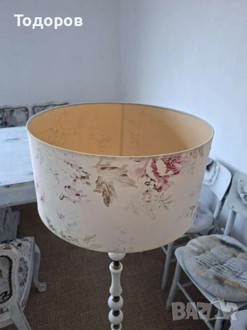 Лампион за под на стойка, снимка 3 - Други стоки за дома - 54010495