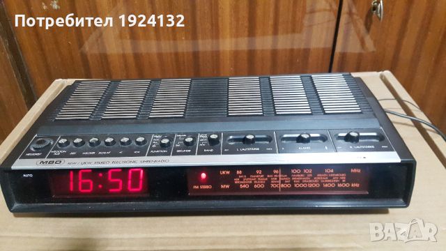 Ретро стерео радио часовник, снимка 1 - Радиокасетофони, транзистори - 45261969