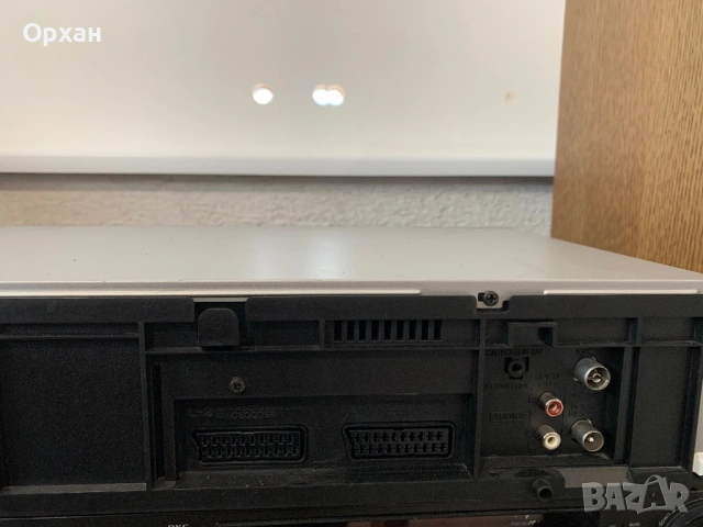 Видео-JVC HR-V600, снимка 5 - Друга електроника - 53902895