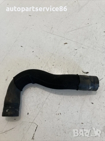 Маркуч за вода охлаждаща течност за Peugeot 3008 1.6 Hdi (2010), снимка 2 - Части - 53603912