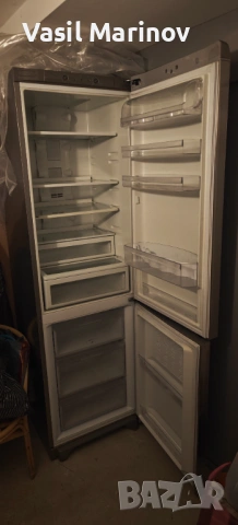 Хладилник с фризер инокс Ariston 