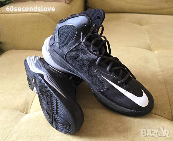 NIKE нови баскетболни обувки 44.5 номер маратонки за баскетбол, снимка 4 - Спортни обувки - 53486730