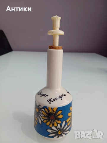 Стар порцеланов оливерник Goebel , снимка 16 - Чинии - 52661606