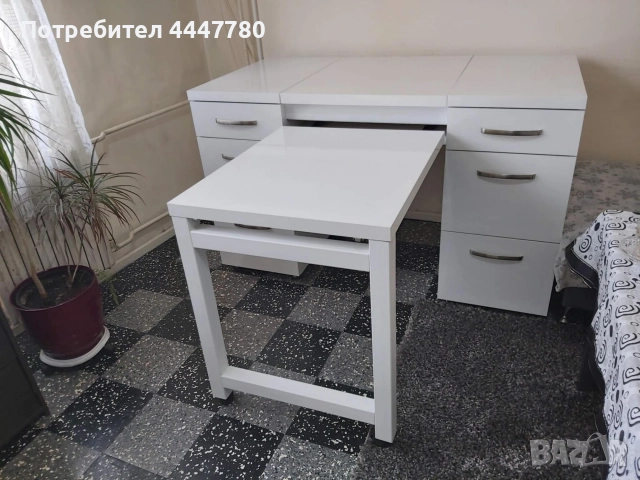 Бюро за маникюр/фризьор, снимка 3 - Работни маси и бюра - 52950989