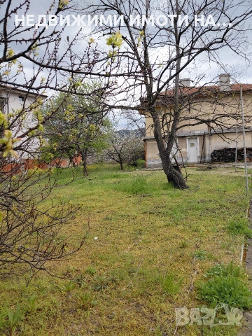 Самостоятелна къща , снимка 8 - Къщи - 54187856