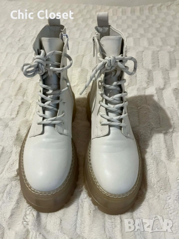 Чисто нови боти Bershka, снимка 2 - Дамски боти - 54172832