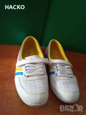 ПАНТОВКИ ADIDAS Номер 37 1/2 Стелка 23 см. 100% Оригинални Внос от Англия, снимка 2 - Маратонки - 51132026