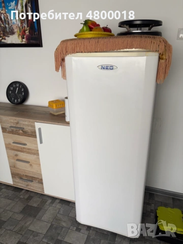Продавам използван фризер NEO с 6 чекмеджета