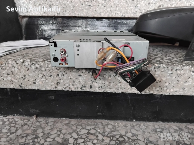 Автомобилен радио плейър JVC , снимка 2 - Радиокасетофони, транзистори - 53839852