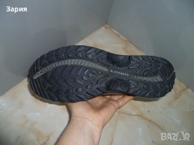 LOWA Gore-tex №39, снимка 10 - Маратонки - 53840409