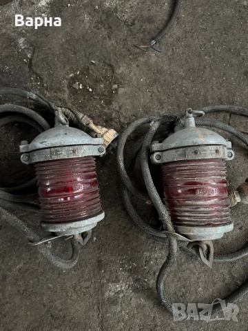 Корабни сигнални лампи