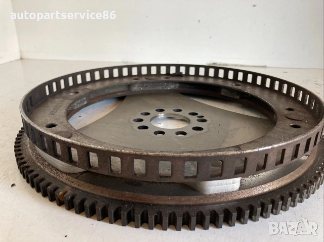 Зъбно колело на маховик за Volkswagen Phaeton 3.0 TDI (2008) 059105323AK, снимка 3 - Части - 54158813