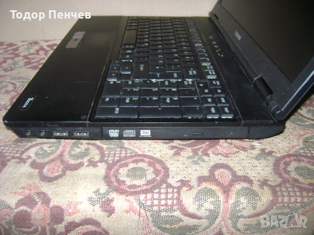 Toshiba Tecra A11 - Core i3, 4 GB RAM, 250 GB HDD, зарядно, снимка 6 - Лаптопи за дома - 54167139