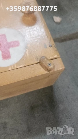 Ретро аптечка дърво дървена руски руско руска соц , снимка 8 - Антикварни и старинни предмети - 50678049