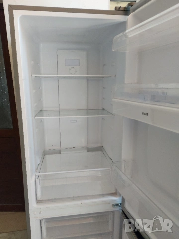 Хладилник с фризер Finlux, снимка 3 - Хладилници - 53644567