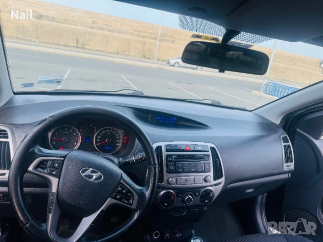 Hyundai i20 газ бензин 2014 , снимка 11 - Автомобили и джипове - 52650700