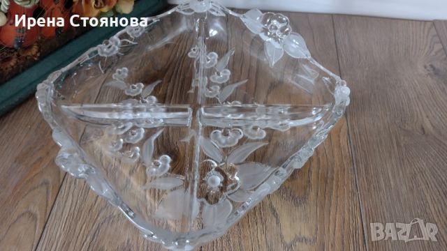 Квадратна купа с 4 отделения за сервиране на ядки/разядки... Walther Glas, серия Carmen, кристалин. , снимка 5 - Аксесоари за кухня - 45698101