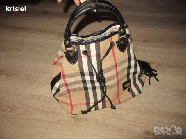 BURBERRY ЧАНТА, снимка 4 - Чанти - 53795188