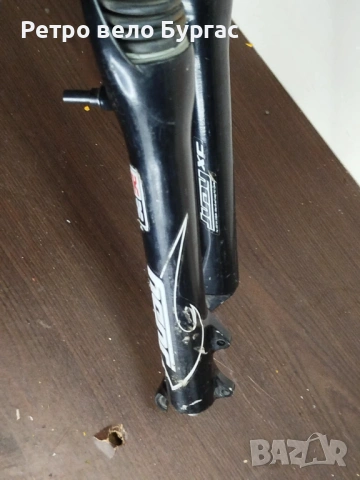 26 цола вилка за велосипед Колело rock shox , снимка 2 - Части за велосипеди - 53524739