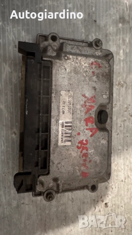 Компютър за двигател / ECU / Моторен компютър за Citroen Xsara - 0261206214 / 9632693880