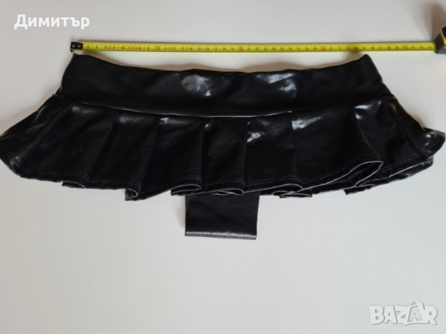 Еластична мини пола от лъскава материя, снимка 3 - Поли - 54246928