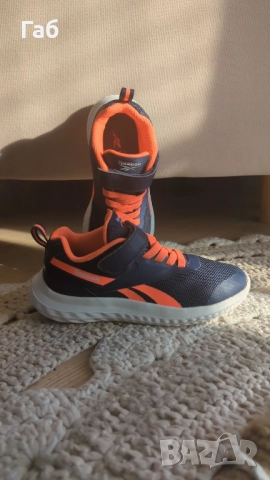 Чудесни детски маратонки Reebok номер 31 за краче 19,5 см, подходящи за момиче. , снимка 4 - Детски маратонки - 52822376