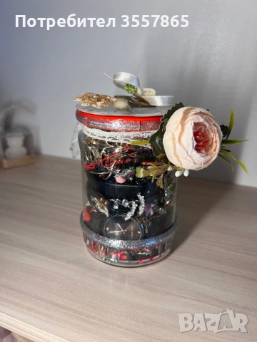 Буркан с бижута, снимка 2 - Колиета, медальони, синджири - 52339880