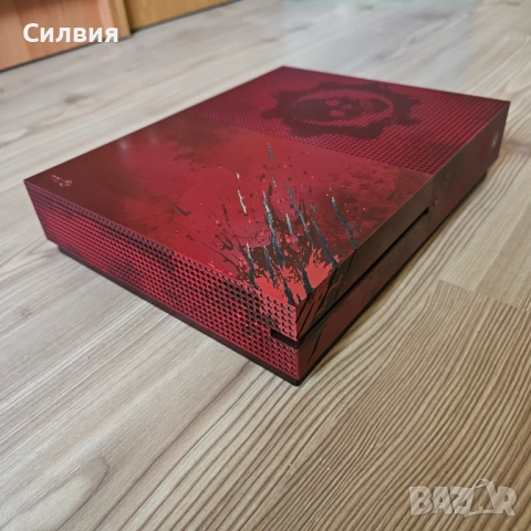 XBOX ONE S 2TB Gears of War + 2 игри + 2 джойстика PS5 PS4 PlayStation 4 5, снимка 7 - Xbox конзоли - 52389436