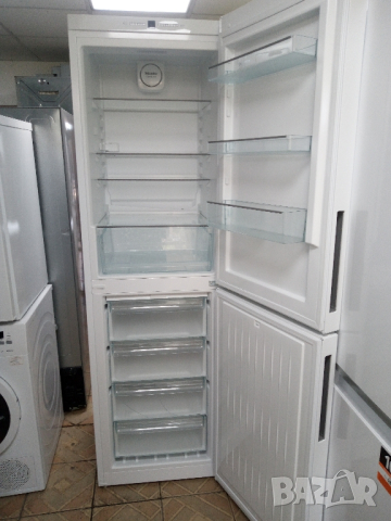 Почти нов комбиниран хладилник с фризер Миеле  Miele 2 години гаранция!, снимка 7 - Хладилници - 45031598