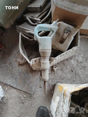 пневматичен къртач