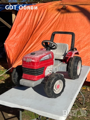 Трактор със педали , снимка 1