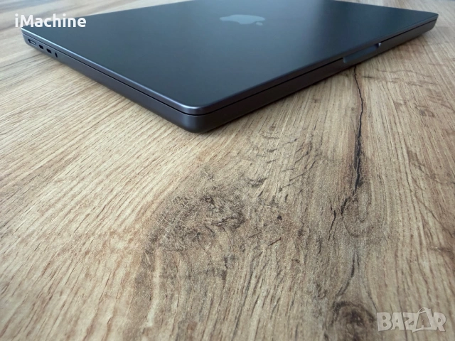 НОВ MacBook Pro 14" M4 PRO Chip 12CPU/16GPU/48RAM/512 SSD, снимка 3 - Лаптопи за работа - 53972709