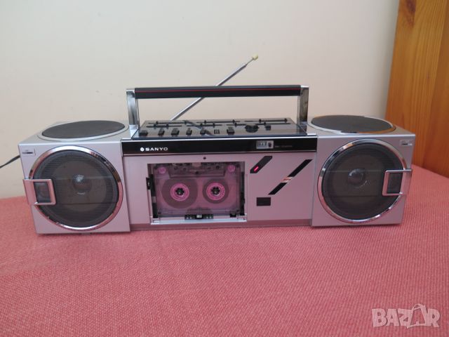 Sanyo Cubic Stereo M-7735 1985 ,Japan, снимка 2 - Радиокасетофони, транзистори - 46306028