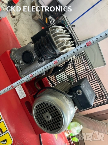 Компресор за въздух - ИТАЛИЯ 200 литра, снимка 9 - Индустриална техника - 54287903