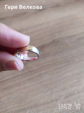Дамски златен пръстен с диаманти, снимка 8 - Пръстени - 53514477