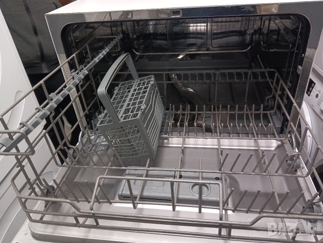 Малка съдомиялна за под мивка тип кубче Elektrolux за 6 комплекта с 2 години гаранция!, снимка 5 - Съдомиялни - 53954873