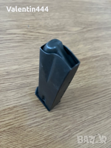 Пълнител за пистолет "ФЕГ", кал. 9х19мм, снимка 5 - Бойно оръжие - 52721362