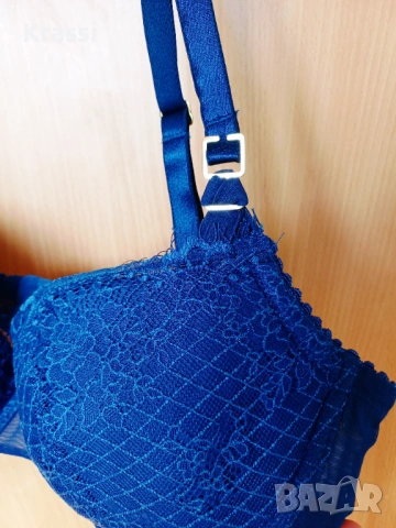 Син сутиен Calvin Klein  80 C, снимка 5 - Бельо - 53133672