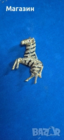 Лот от брошки , снимка 5 - Антикварни и старинни предмети - 52964310