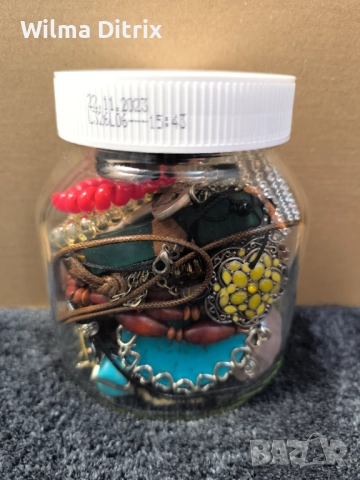 Мистериозни бурканчета , снимка 2 - Бижутерийни комплекти - 52056114