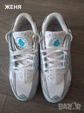 маратонки Nike