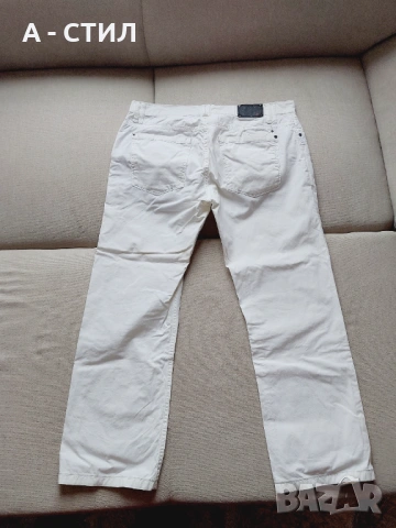 Бели дънки + Риза