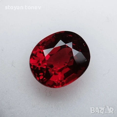 Голям гранат с дълбок червен цвят и VS чистота 6.62кт! Нов!!, снимка 3 - Пръстени - 46814946